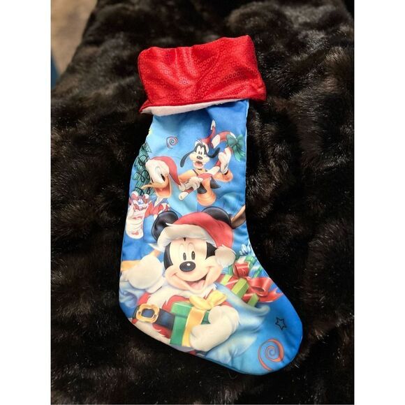 Disney Christmas stocking featuring Mickey Donald & Goofy - Picture 1 of 3
